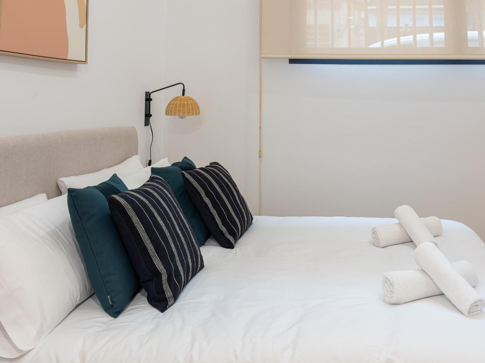 Stay U-Nique Apartments Albeniz Bcn L'Hospitalet de Llobregat Kültér fotó