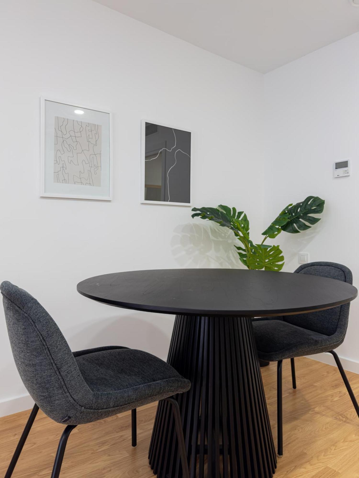 Stay U-Nique Apartments Albeniz Bcn L'Hospitalet de Llobregat Kültér fotó
