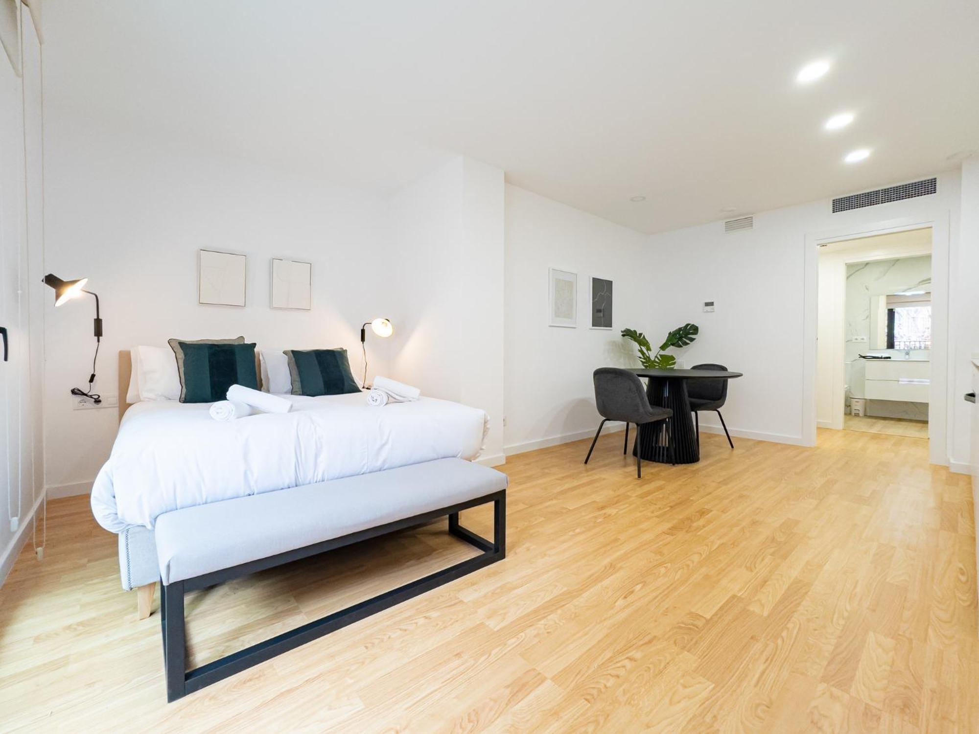 Stay U-Nique Apartments Albeniz Bcn L'Hospitalet de Llobregat Kültér fotó